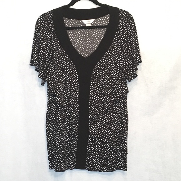 CJ Banks Tops - CJ Banks Polka Dot Ruffled Short Sleeve V Neck Top